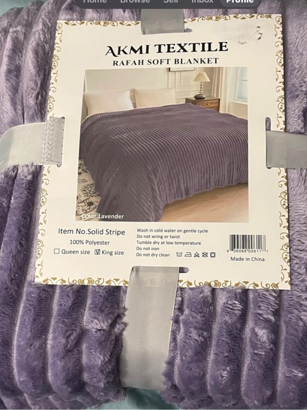 “New With Tags”. AKMI TEXTILE  Rafah Soft Blanket.  King Size.  New Lavender